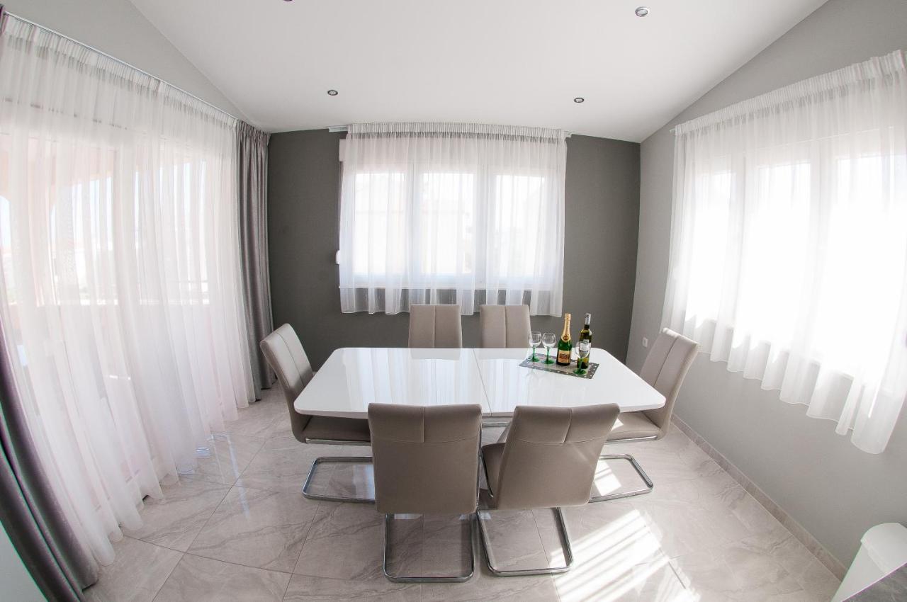 Apartments Anita Stobreč Kamer foto