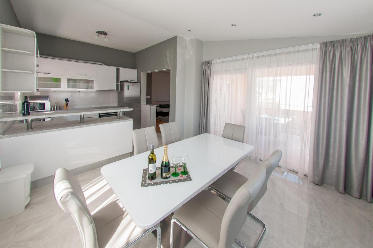 Apartments Anita Stobreč Kamer foto